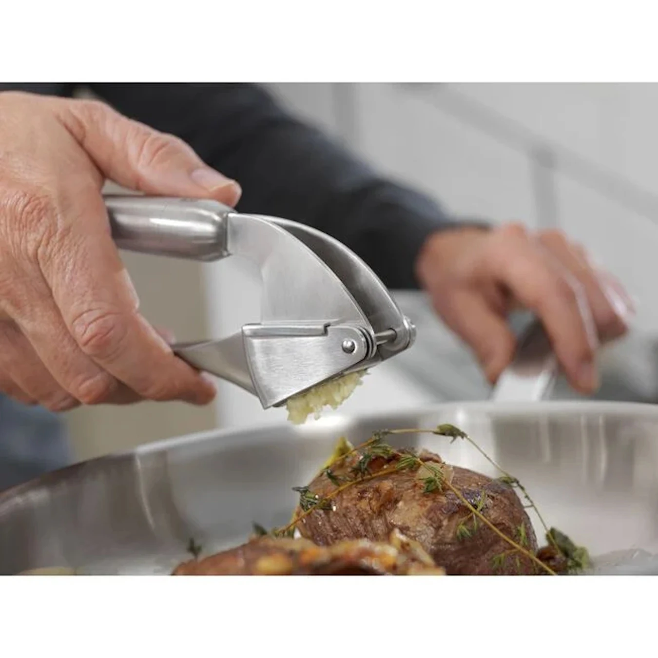 Пресс для чеснока ZWILLING Pro, 20 см - фото 2