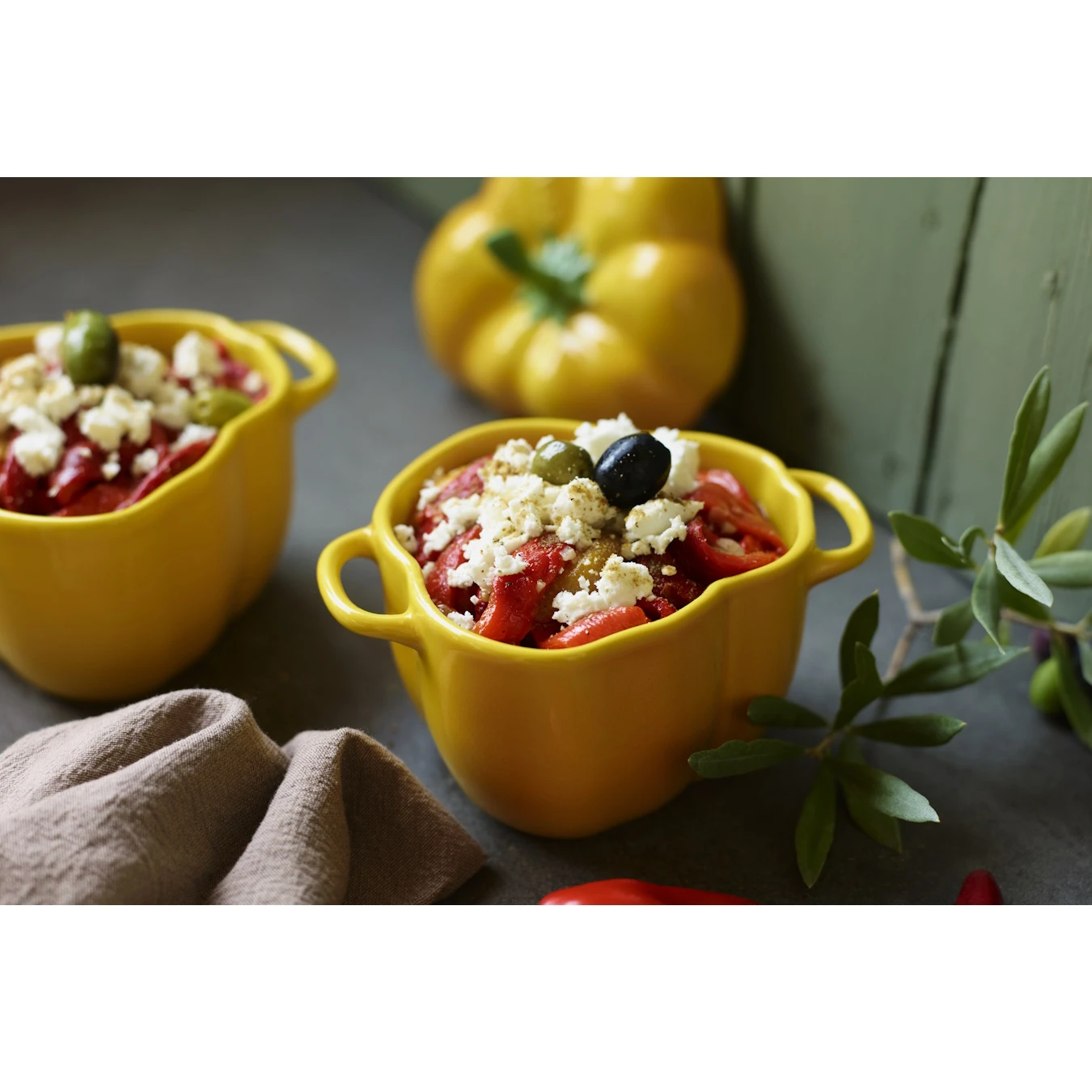 Кокот керамический STAUB, форма "Перец", 12 см, желтый - фото 7