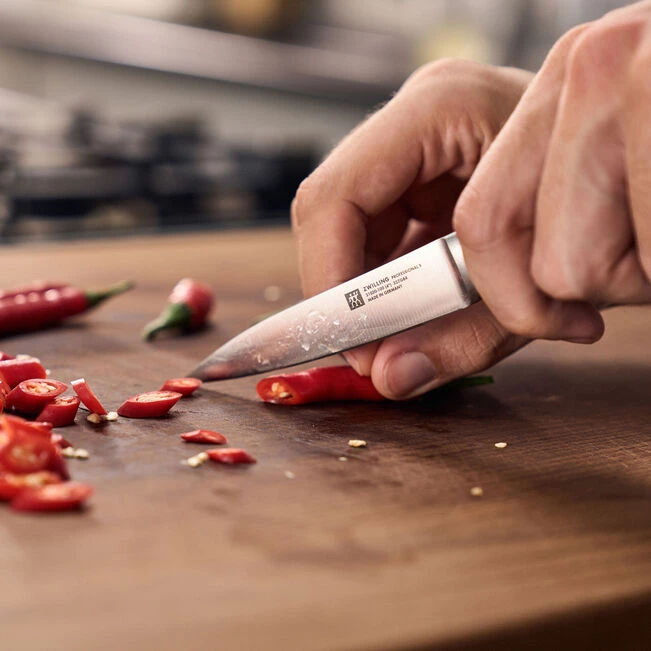 Нож для чистки овощей ZWILLING Professional "S", лезвие 10 см - фото 4