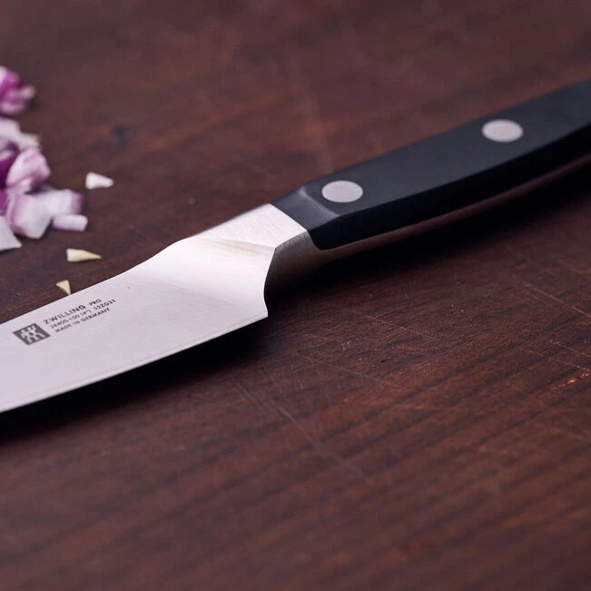 Нож для чистки овощей ZWILLING Pro, лезвие 10 см - фото 6
