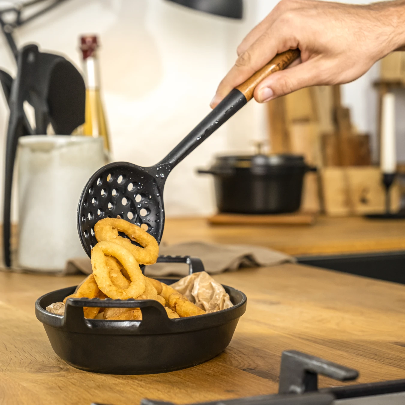 Шумовка STAUB, 31 см - фото 4