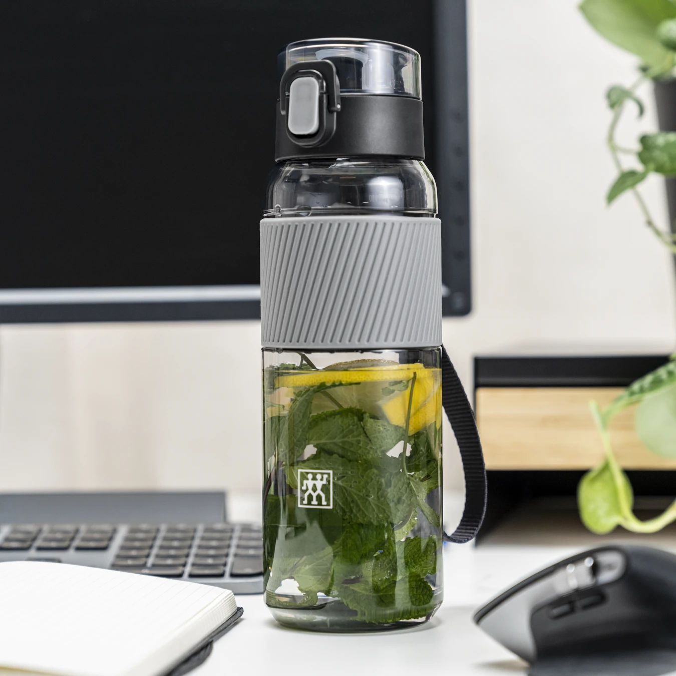 Бутылка для воды ZWILLING Bottles, тритан, серая, 680 мл - фото 5