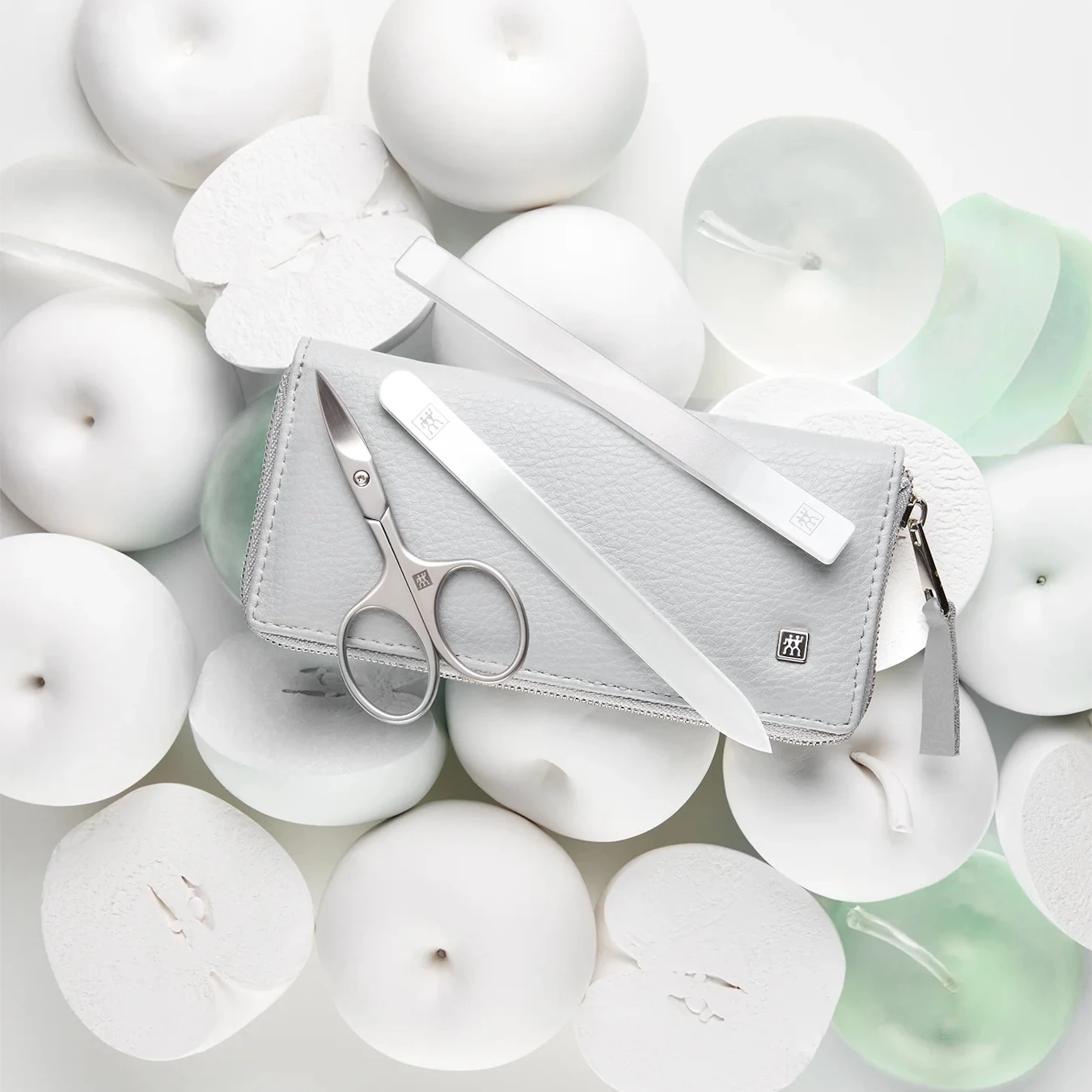 Маникюрный набор ZWILLING Beauty Premium, экокожа, серый, 5 пр. - фото 3