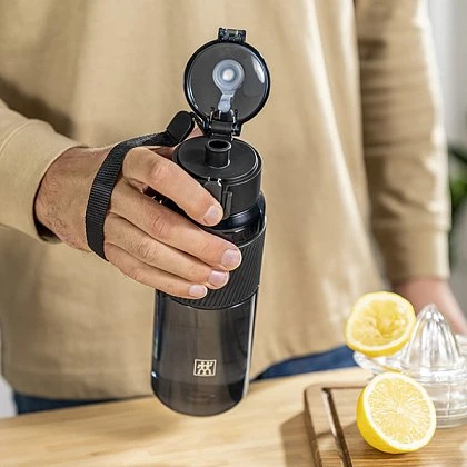 Герметичная — для безопасности