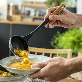 Половник STAUB, 31 см
